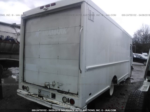 5B4KP42V753398694 - 2005 WORKHORSE CUSTOM CHASSIS FORWARD CONTROL C P4500 Unknown photo 4