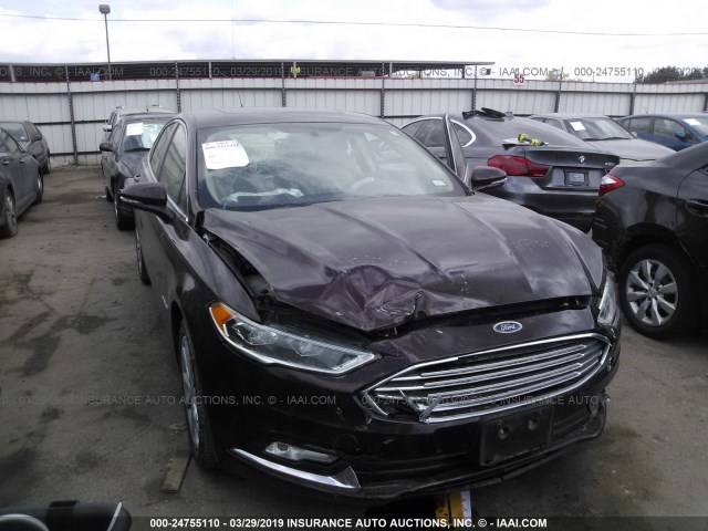 3FA6P0LU1HR304511 - 2017 FORD FUSION SE HYBRID MAROON photo 1