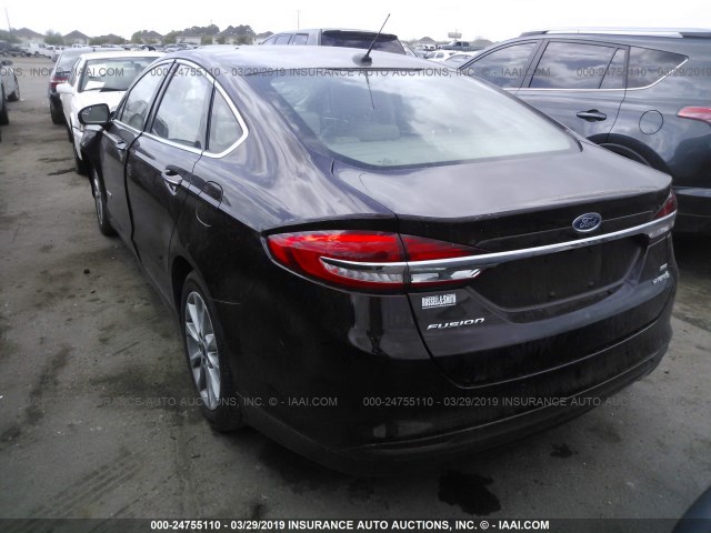 3FA6P0LU1HR304511 - 2017 FORD FUSION SE HYBRID MAROON photo 3