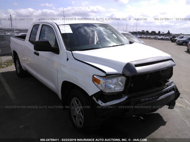 5TFRM5F11HX111734 - 2017 TOYOTA TUNDRA DOUBLE CAB SR/SR5 WHITE photo 1