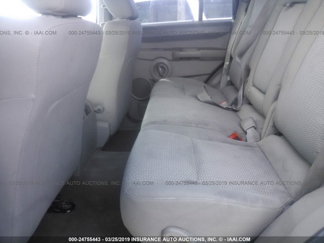 1J8HH48P17C691545 - 2007 JEEP COMMANDER BLACK photo 8