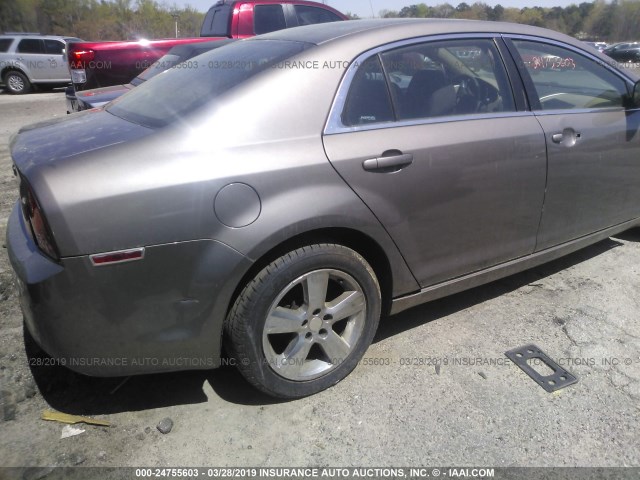 1G1ZA5EU4CF297426 - 2012 CHEVROLET MALIBU LS GRAY photo 4