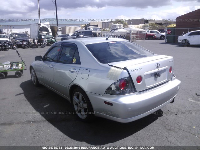 JTHBD182110027779 - 2001 LEXUS IS 300 SILVER photo 3