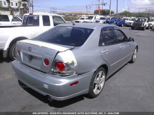 JTHBD182110027779 - 2001 LEXUS IS 300 SILVER photo 4