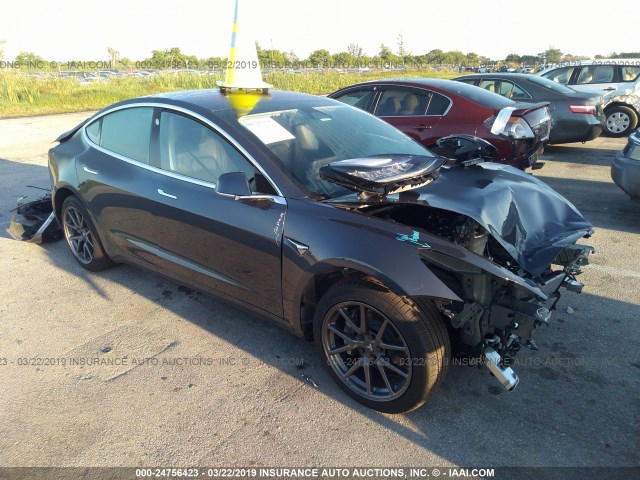 5YJ3E1EAXJF123796 - 2018 TESLA MODEL 3 GRAY photo 1