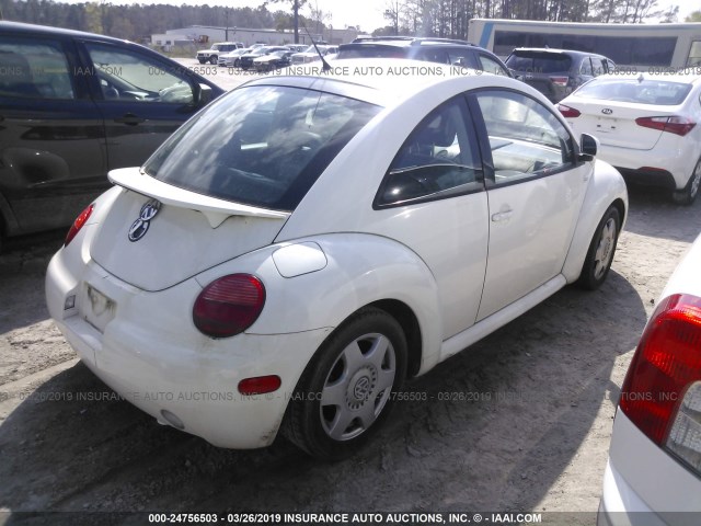 3VWDD21C1YM454693 - 2000 VOLKSWAGEN NEW BEETLE GLX WHITE photo 4