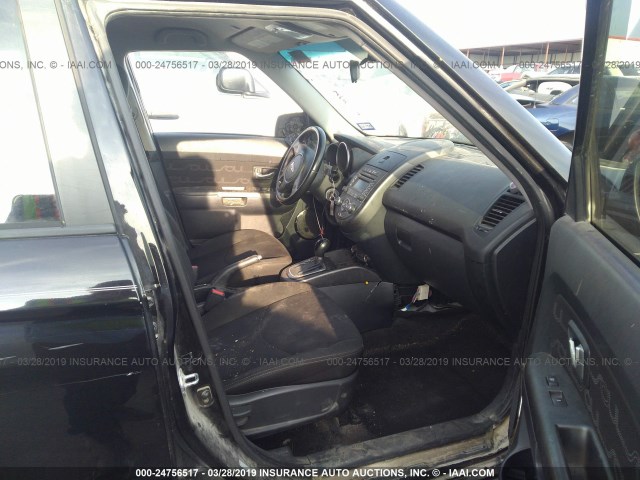 KNDJT2A68D7584431 - 2013 KIA SOUL +/!/SPORT BLACK photo 5