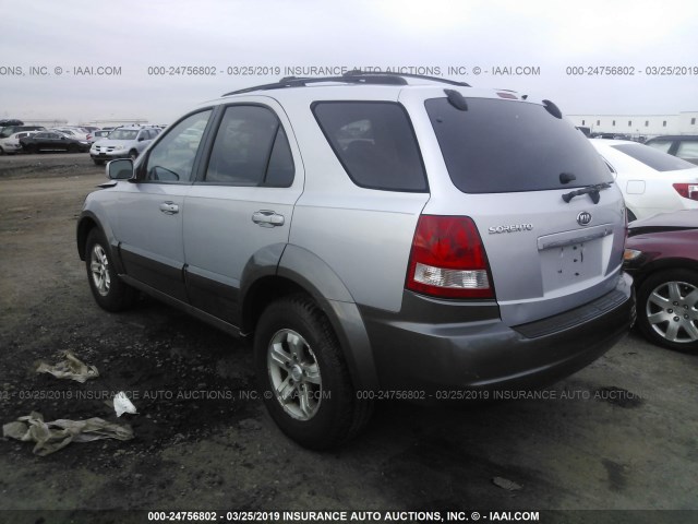 KNDJC733965635028 - 2006 KIA SORENTO EX/LX SILVER photo 3