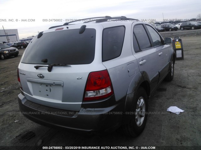 KNDJC733965635028 - 2006 KIA SORENTO EX/LX SILVER photo 4