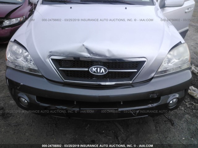 KNDJC733965635028 - 2006 KIA SORENTO EX/LX SILVER photo 6