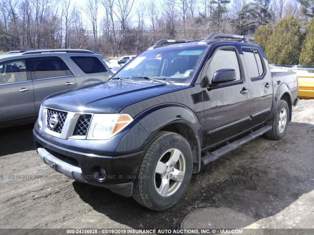 1N6AD07WX6C454103 - 2006 NISSAN FRONTIER CREW CAB LE/SE/OFF ROAD BLACK photo 2