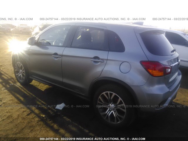 JA4AR3AU2JZ002756 - 2018 MITSUBISHI OUTLANDER SPORT ES/SE GRAY photo 3