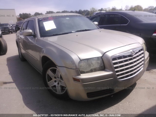 2C3LA43R86H253491 - 2006 CHRYSLER 300 TAN photo 1