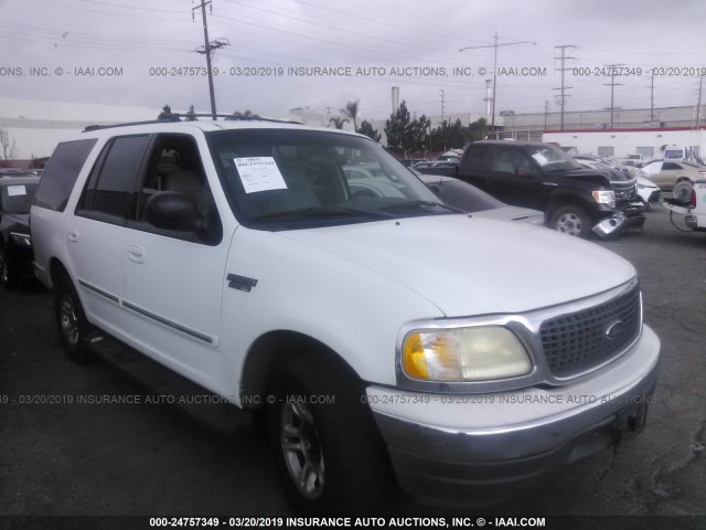 1FMRU15W42LA05083 - 2002 FORD EXPEDITION XLT WHITE photo 1