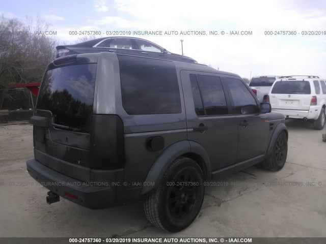 SALAE25435A335230 - 2005 LAND ROVER LR3 SE GRAY photo 4