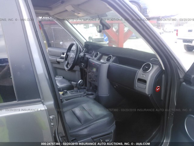 SALAE25435A335230 - 2005 LAND ROVER LR3 SE GRAY photo 5