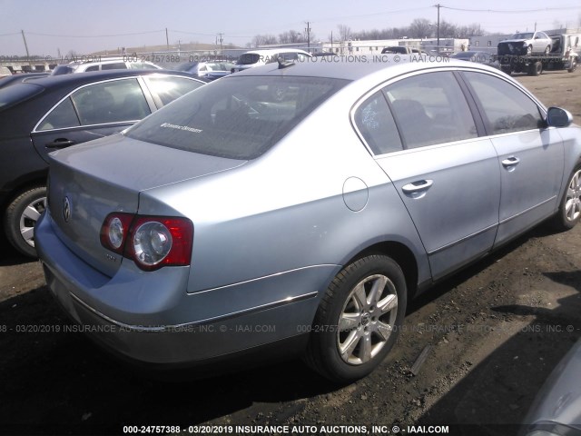 WVWEK93C57P002760 - 2007 VOLKSWAGEN PASSAT 2.0T LUXURY LEATHER Light Blue photo 4