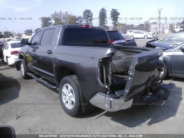 5TFEY5F10FX188823 - 2015 TOYOTA TUNDRA CREWMAX SR5 GRAY photo 3