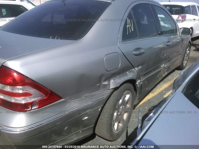 WDBRF61J25A717905 - 2005 MERCEDES-BENZ C 240 GRAY photo 6