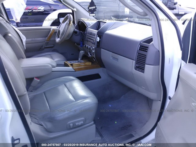 5N3AA08C26N812298 - 2006 INFINITI QX56 WHITE photo 5