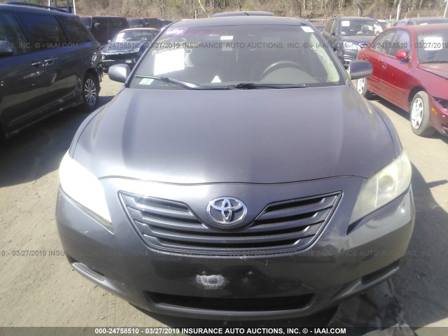 4T4BE46K78R021086 - 2008 TOYOTA CAMRY CE/LE/XLE/SE GRAY photo 6