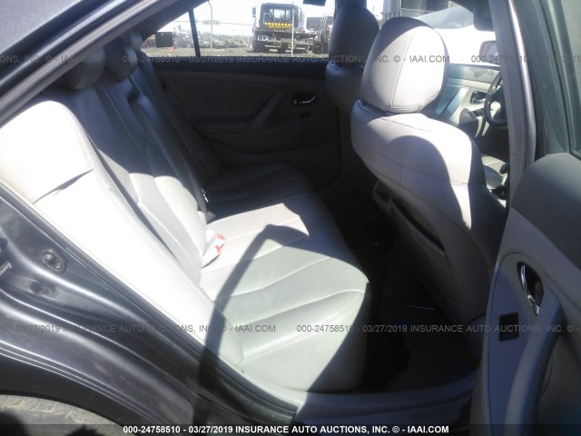 4T4BE46K78R021086 - 2008 TOYOTA CAMRY CE/LE/XLE/SE GRAY photo 8