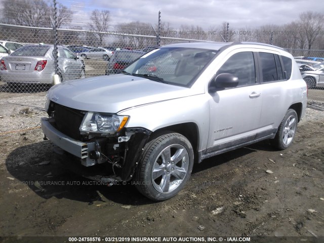 1J4NF5FBXBD282115 - 2011 JEEP COMPASS LIMITED SILVER photo 2