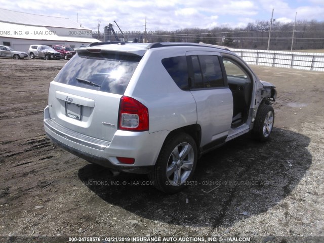 1J4NF5FBXBD282115 - 2011 JEEP COMPASS LIMITED SILVER photo 4