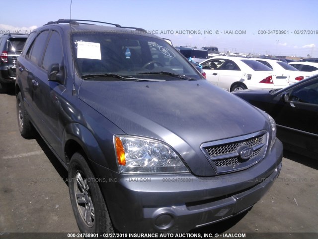 KNDJD733355421230 - 2005 KIA SORENTO EX/LX GRAY photo 1