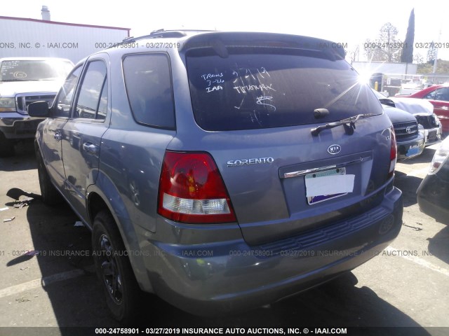 KNDJD733355421230 - 2005 KIA SORENTO EX/LX GRAY photo 3