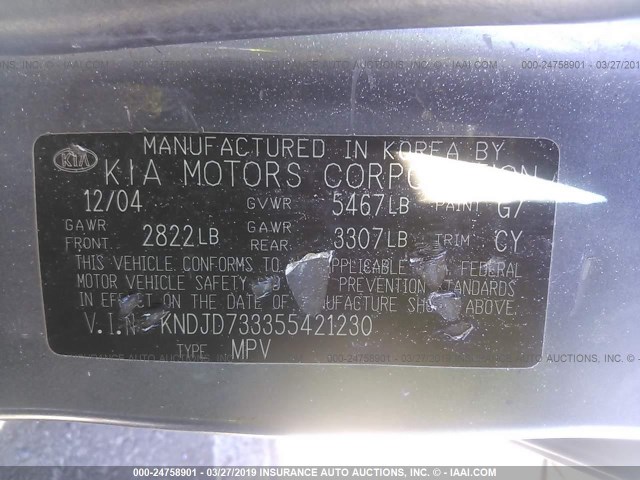 KNDJD733355421230 - 2005 KIA SORENTO EX/LX GRAY photo 9