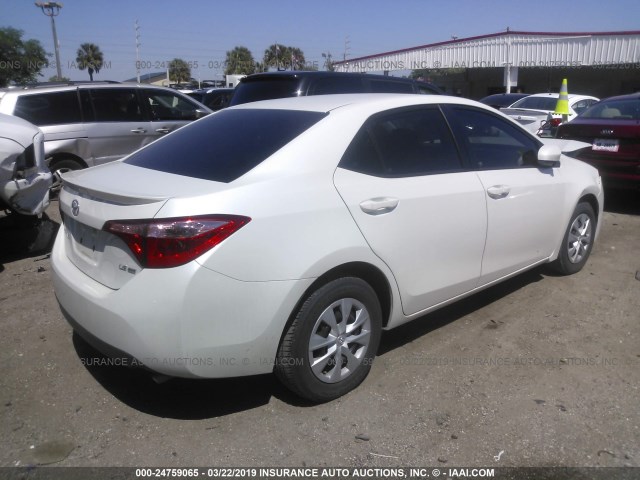 5YFBPRHE6HP570790 - 2017 TOYOTA COROLLA LE/ECO WHITE photo 4