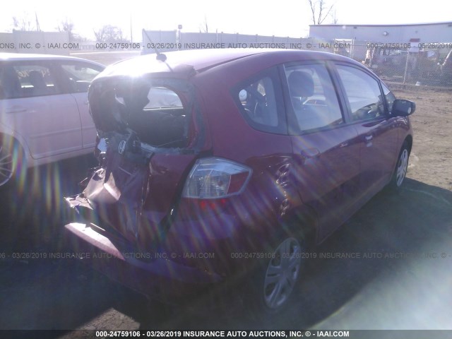 JHMGE8H26AS000643 - 2010 HONDA FIT RED photo 4