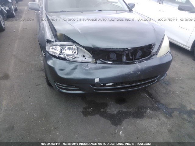 JTDBE32KX20112558 - 2002 TOYOTA CAMRY LE/XLE/SE GREEN photo 6