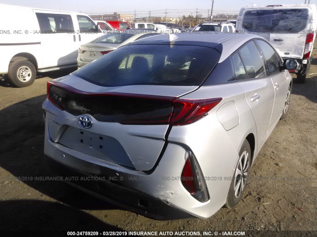 JTDKARFP4J3103579 - 2018 TOYOTA PRIUS PRIME  银色 照片 4