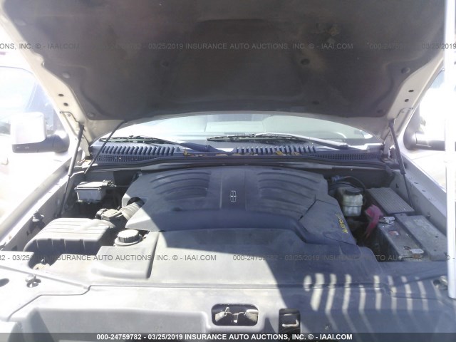 5LMEU68H25ZJ07148 - 2005 LINCOLN AVIATOR 银色 照片 10