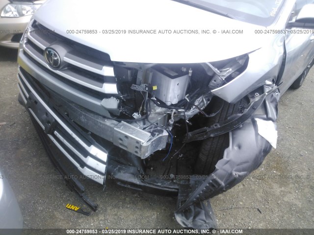 5TDJZRFH4JS533527 - 2018 TOYOTA HIGHLANDER SE/XLE SILVER photo 6