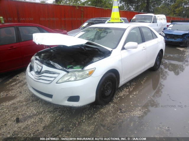 4T1BF3EK9AU539841 - 2010 TOYOTA CAMRY SE/LE/XLE 白色 照片 2