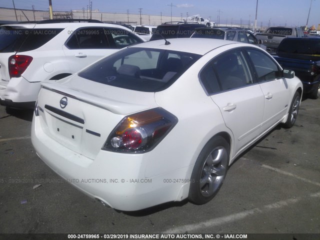 1N4CL21E48C200924 - 2008 NISSAN ALTIMA HYBRID WHITE photo 4