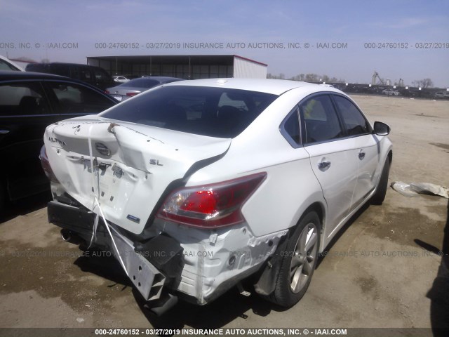1N4AL3AP9DN548246 - 2013 NISSAN ALTIMA 2.5/S/SV/SL WHITE photo 4
