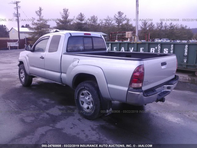 5TEUX42N86Z202218 - 2006 TOYOTA TACOMA ACCESS CAB SILVER photo 3