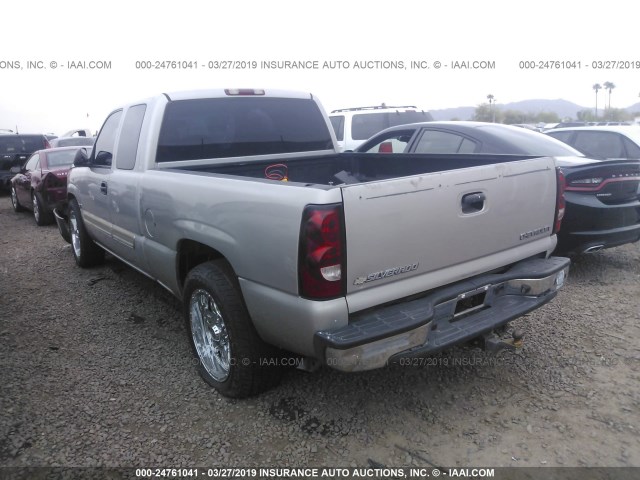 2GCEC19V341133895 - 2004 CHEVROLET SILVERADO C1500 GRAY photo 3