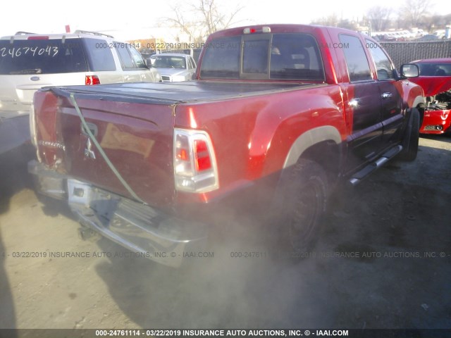 1Z7HT38K96S574812 - 2006 MITSUBISHI RAIDER DUROCROSS RED photo 4