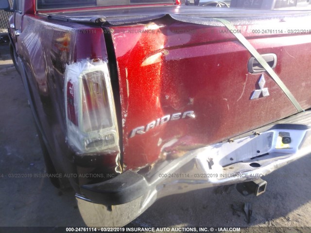 1Z7HT38K96S574812 - 2006 MITSUBISHI RAIDER DUROCROSS RED photo 6