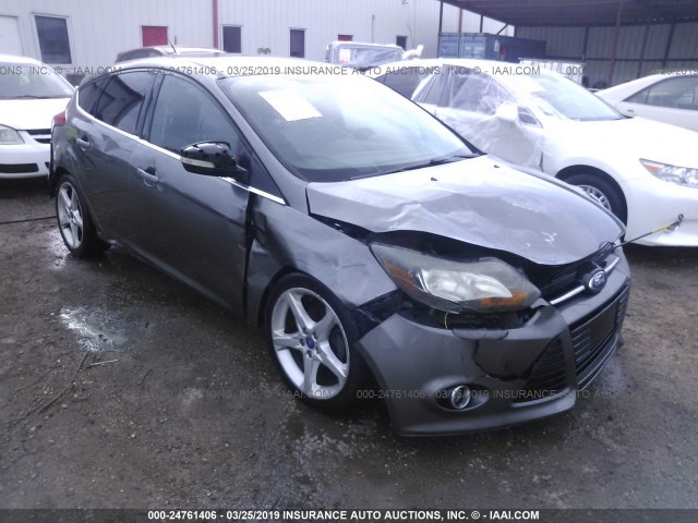 1FAHP3N27CL117819 - 2012 FORD FOCUS TITANIUM GRAY photo 1