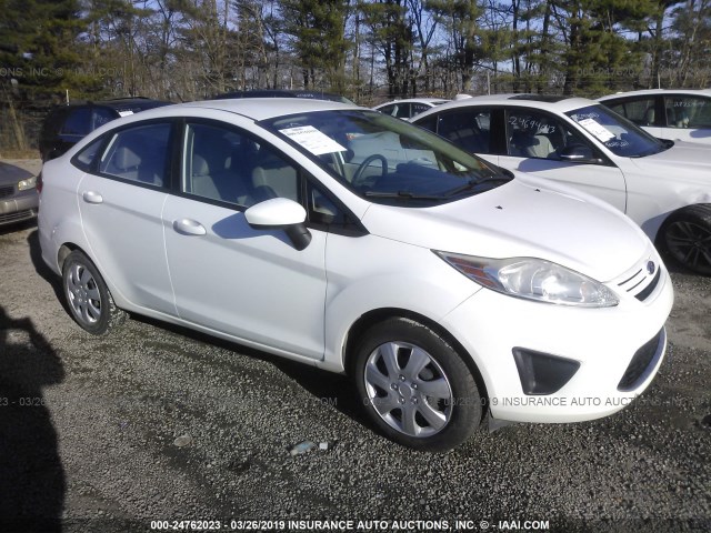 3FADP4AJXBM216391 - 2011 FORD FIESTA S WHITE photo 1