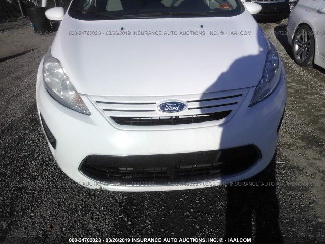 3FADP4AJXBM216391 - 2011 FORD FIESTA S WHITE photo 6