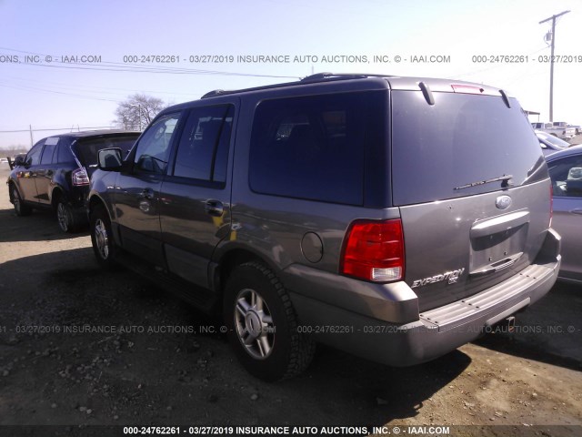 1FMFU16L24LB72035 - 2004 FORD EXPEDITION XLT GRAY photo 3