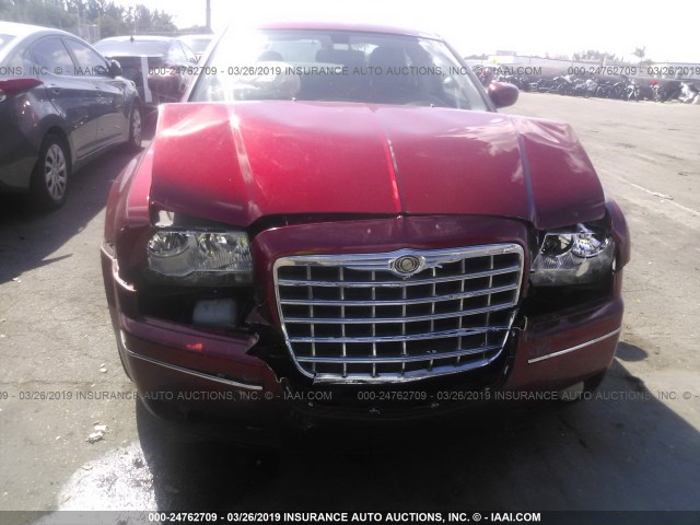 2C3LA53VX9H553623 - 2009 CHRYSLER 300 TOURING RED photo 6