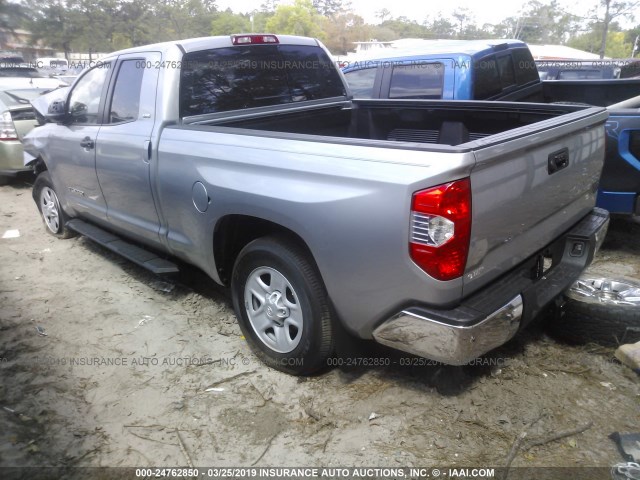 5TFRM5F18JX131081 - 2018 TOYOTA TUNDRA DOUBLE CAB SR/SR5 SILVER photo 3